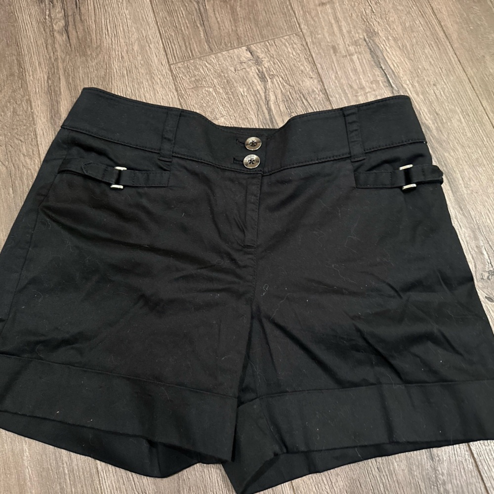 White House black market black cuffed dress shorts size 2